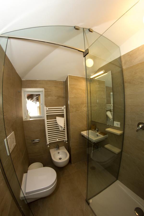 Residence Villa Ombrosa สโปตัวร์โน ภายนอก รูปภาพ