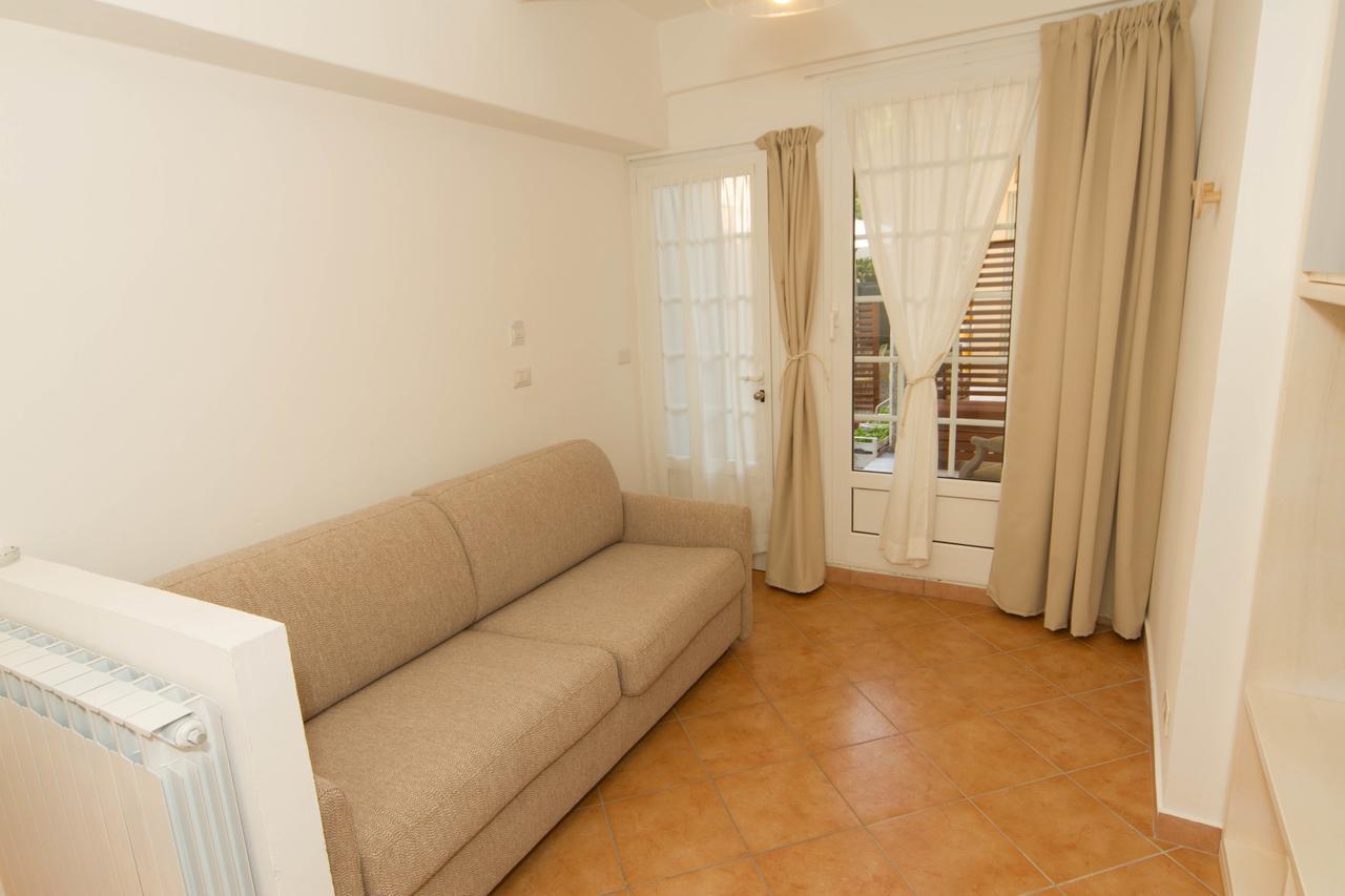 Residence Villa Ombrosa สโปตัวร์โน ภายนอก รูปภาพ